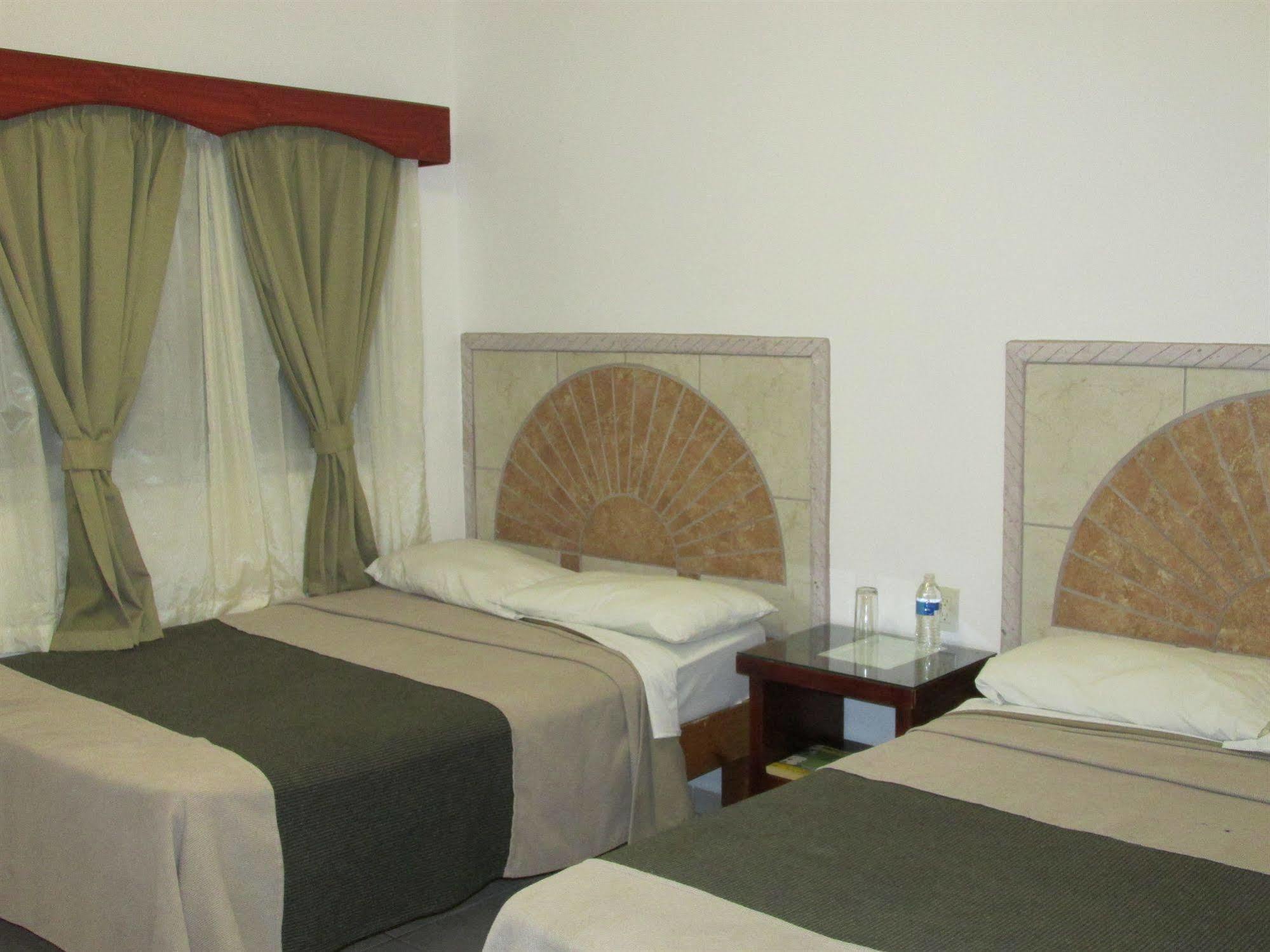 Hotel Albatros Palace Manzanillo Εξωτερικό φωτογραφία